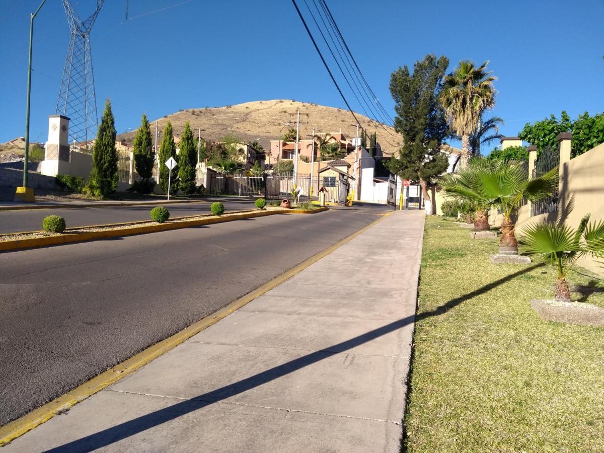 Hermoso Depto Por Uach II Con Terraza Y Linda Vista ชิฮวาฮวา ภายนอก รูปภาพ